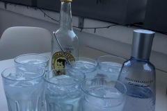 7cc705be-e8a9-43ab-9967-bd6bf46d9613-resized