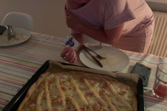 ffa6ba98-fd90-4418-a691-d23d5edb0676-resized